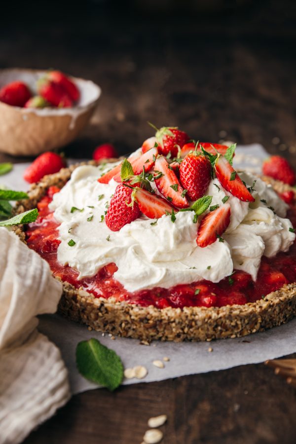 Tarte Aux Fraises Sans Farine Et Sans Four – Plus Une Miette Dans L ...